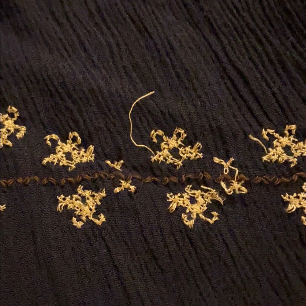 Top - Picture 4 of 6